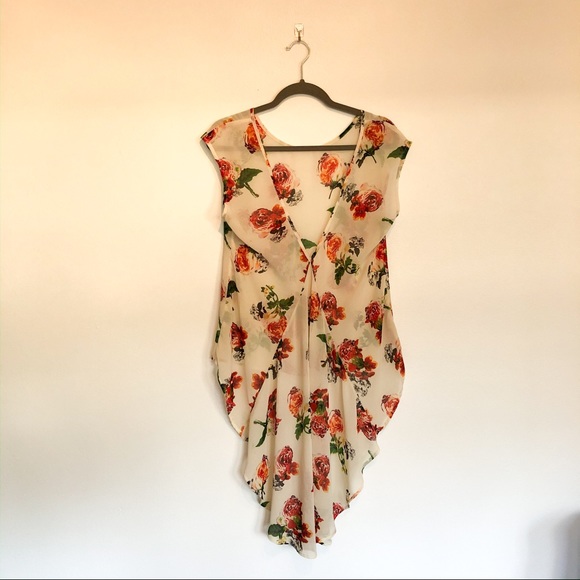 Top - Picture 2 of 3